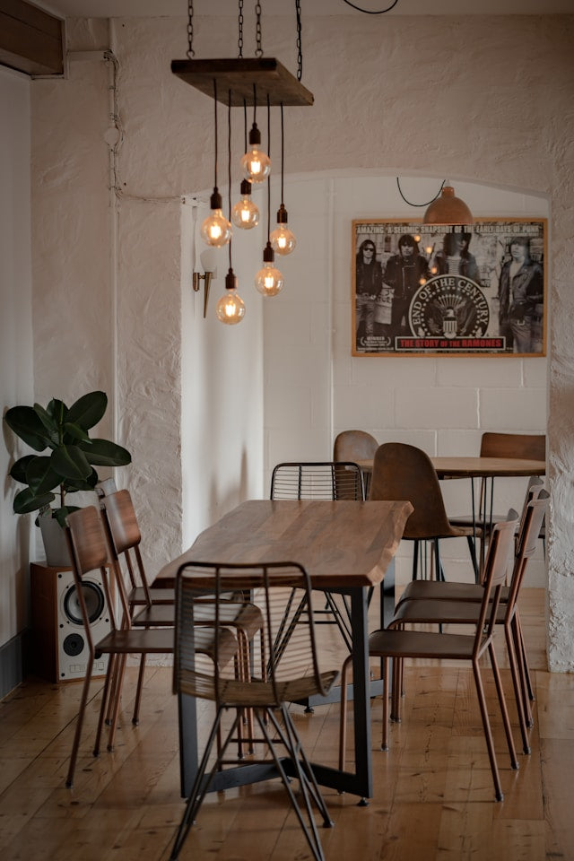 How to Choose Dining Chairs for an Industrial-Style Interior