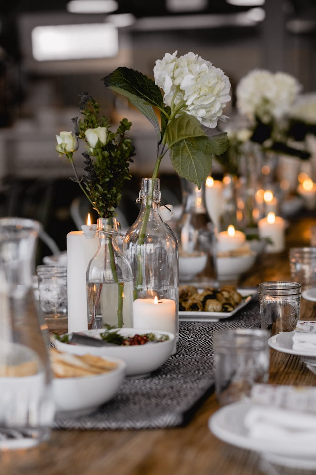How to Choose Dining Chairs for an Elegant Dinner Party