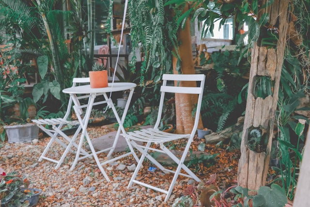 Outdoor Patio Furniture Buying Guide: What to Check Before Purchase