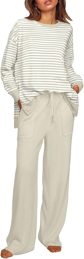ETCYY NEW Lounge Sets for Women 2 Piece Outfits with Side Split Sweatshirt Tops and Wide Leg Sweatpants