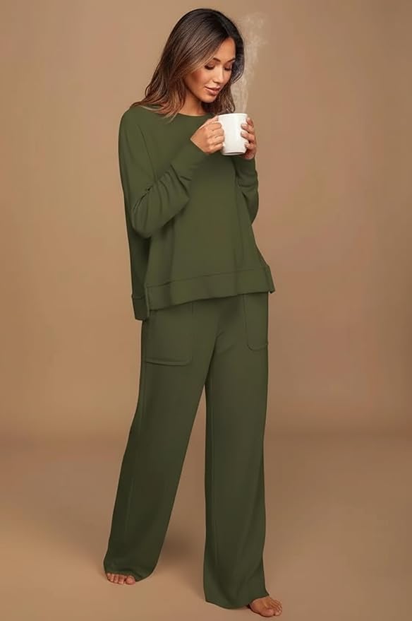 ETCYY NEW Lounge Sets for Women 2 Piece Outfits with Side Split Sweatshirt Tops and Wide Leg Sweatpants