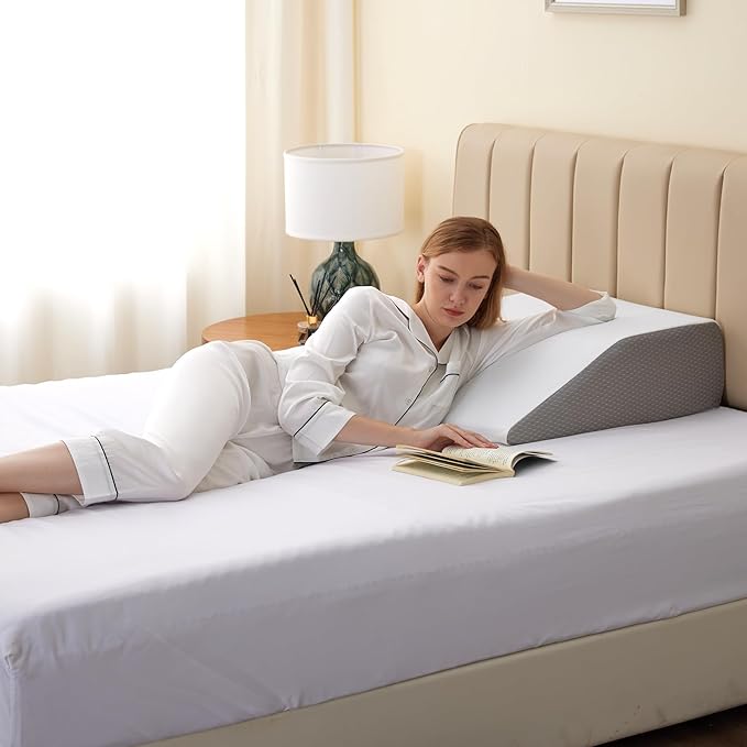 Bedluxe Leg Elevation Pillows, Leg Pillows for Sleeping, Cooling Gel Memory Foam Top, Wedge Pillow for Legs, Leg Wedges for Circulation, Swelling, After Surgery - Removable Cover (6 Inch, White/Grey)