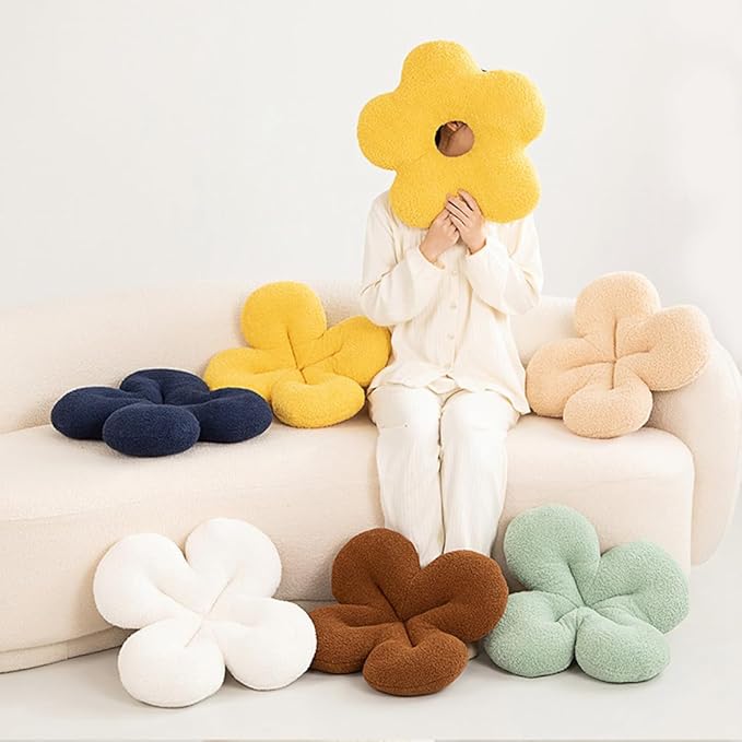 Soft Four-Leaf Clover Cushion Sofa Bedroom Living Room Plush Cushion -Brown15.7 inches