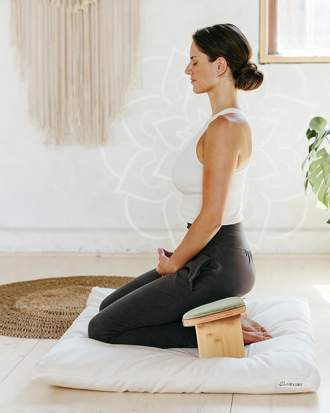 Hihealer Folding Bamboo Meditation Bench with Cushion & Carry Bag – Ergonomic Yoga and Prayer Stool for Comfort and Posture Support (Green)