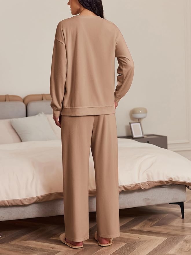 Ekouaer Womens Tracksuits 2 Piece Long Sleeve Outfits Micro Fleece Sweatsuit Sets Wide Leg Sweatpants