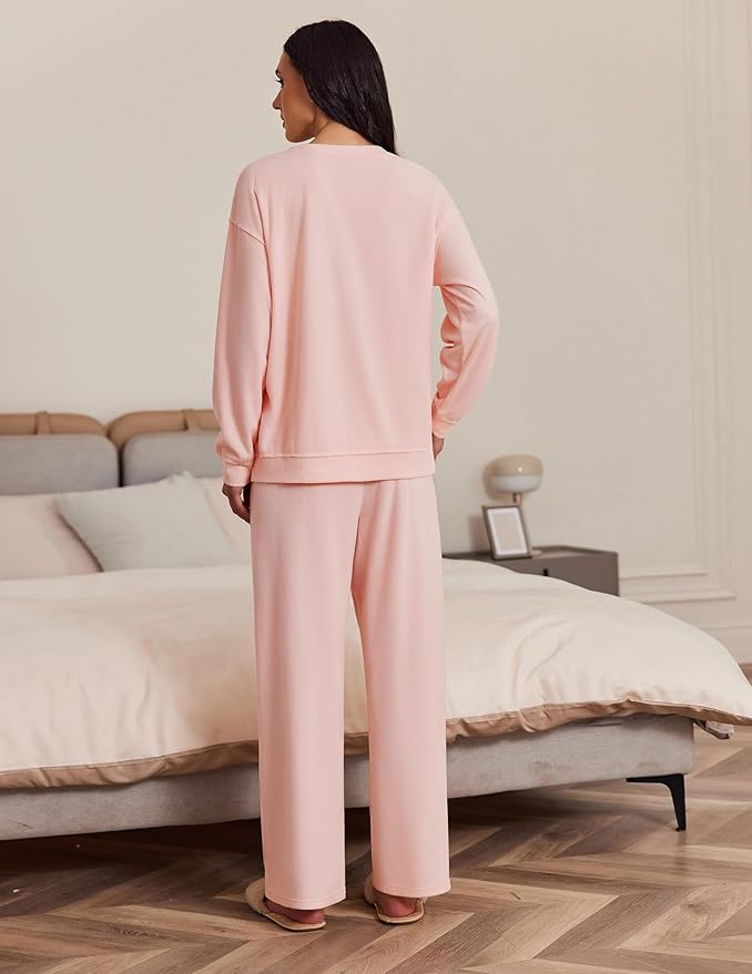 Ekouaer Womens Tracksuits 2 Piece Long Sleeve Outfits Micro Fleece Sweatsuit Sets Wide Leg Sweatpants