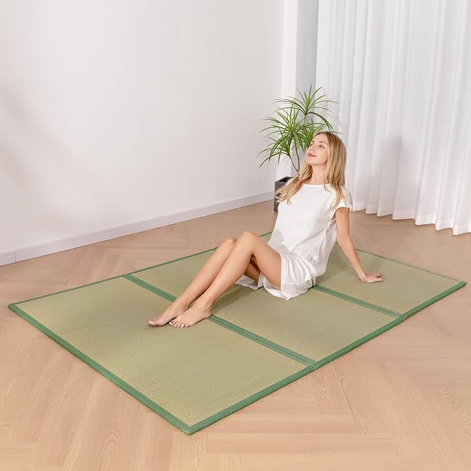 MAXYOYO Japanese Tatami Mat 100% Rush Grass Portable Folding Mat Futon Mattress Firm Traditional Floor Bed 79"x54"x0.47"