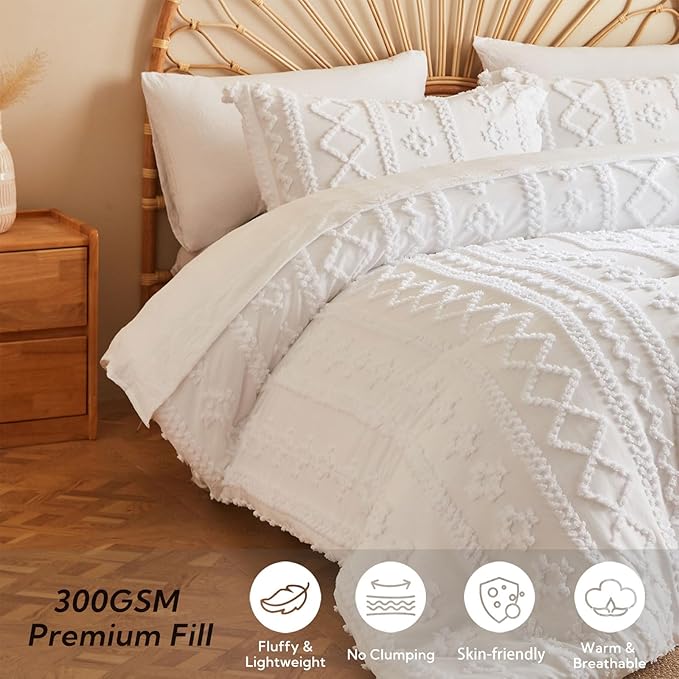 MR&HM Full Size Bed Sheets and Comforter Set White, 7 Pieces Tufted Boho Beddding Sets, Farmhouse Style Bed in a Bag with 1 Comforter, 2 Pillow Shams, 2 Pillowcases, 1 Flat Sheet, 1 Fitted Sheet