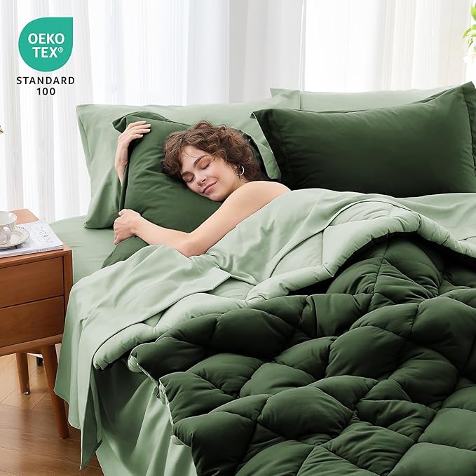 MUXHOMO 5 Pieces Twin XL Comforter Set, Reversible Bed in a Bag Twin XL Size, All Season Bedding Set with Comforter, Flat Sheet, Fitted Sheet, Pillowcases & Shams, Dark Green & Light Green