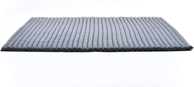Leewadee - Foldable Floor Mattress - Japanese Roll Up Futon -Trifold Tatami Mat- Guest Floor Bed - Camping Mattress - Thai Massage Mat, Kapok Filled, 75 x 57 inches, Anthracite