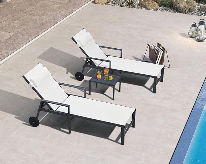 PURPLE LEAF Patio Lounge Chair Set Outdoor Chaise Lounger Aluminum Frame with Armrest 2 Side Table and Wheels for Pool Outside Sunbathing Tanning Recliner Including Pillows White