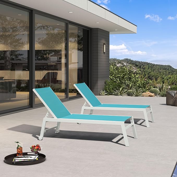 PURPLE LEAF Oversize Chaise Lounge Chair Outdoor 2 Pieces White Aluminum Lounge Chair with Wheels and Table for Pool Deck Patio, Turquoise