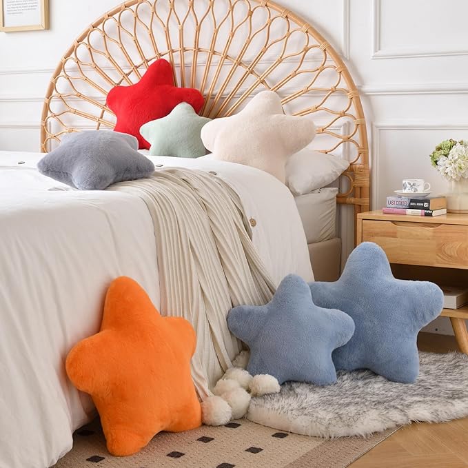 Xiashrk Star Pillow, Decorative Throw Pillows for Bed Couch, 15" Star Shaped Pillow Plush Floor Cushions Room Decor Pillow with Faux Rabbit Fur for Sofa Bedroom Living Room (Light Grey, 19.6" x 19.6")