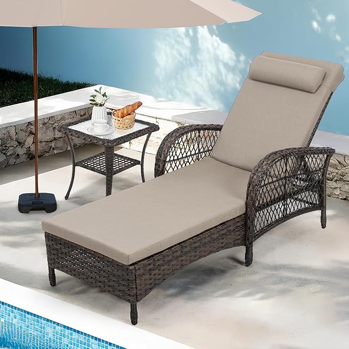 WINGTU Outdoor Chaise Lounge Chair with Side Table, All Weather PE Rattan Patio Lounge Chair with Cushion, 6-Positions Adjustable Pool Sunbathing Recliner for Poolside, Armrest & Pillow, Beige