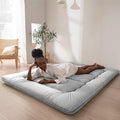 MAXYOYO Japanese Floor Mattress Futon Mattress, Thicken Tatami Mat Sleeping Pad Foldable Roll Up Mattress Boys Girls Dormitory Mattress Pad Kids Floor Lounger Bed Couches and Sofas, Grey, King