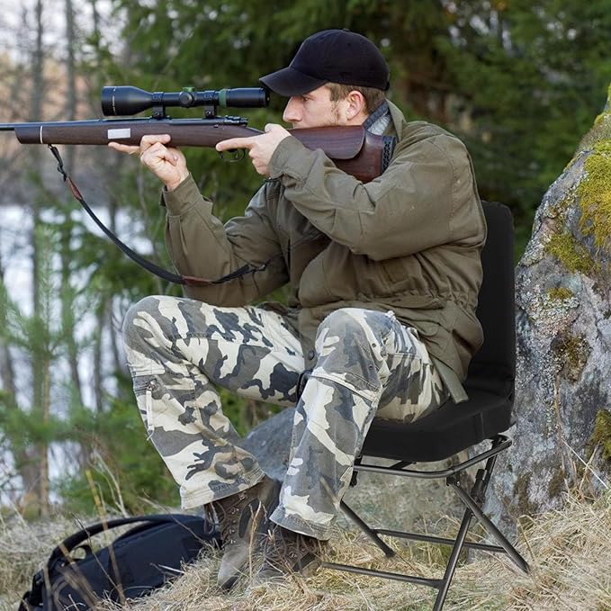 GYMAX Hunting Chair, 360 Degree Swivel Hunting Blind Chair w/ 3’‘ Oversized Duck Feet & Camo Padded Cushion, 330 LBS Silent Waterproof Rustproof Folding Ground Blind Hunting Seat Stool for Outdoors