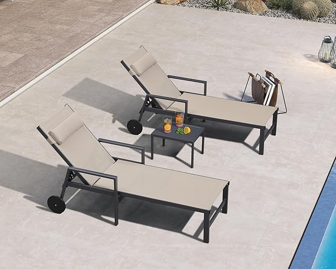PURPLE LEAF Patio Lounge Chair Set Outdoor Chaise Lounger Aluminum Frame with Armrest 2 Side Table and Wheels for Pool Outside Sunbathing Tanning Recliner Including Pillows Beige