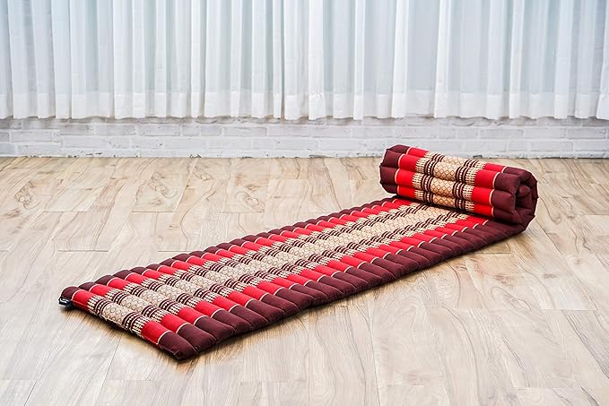 Leewadee - Foldable Floor Mattress - Japanese Roll Up Futon -Trifold Tatami Mat- Guest Floor Bed - Camping Mattress - Thai Massage Mat, Kapok Filled, 75 x 20 inches, Red
