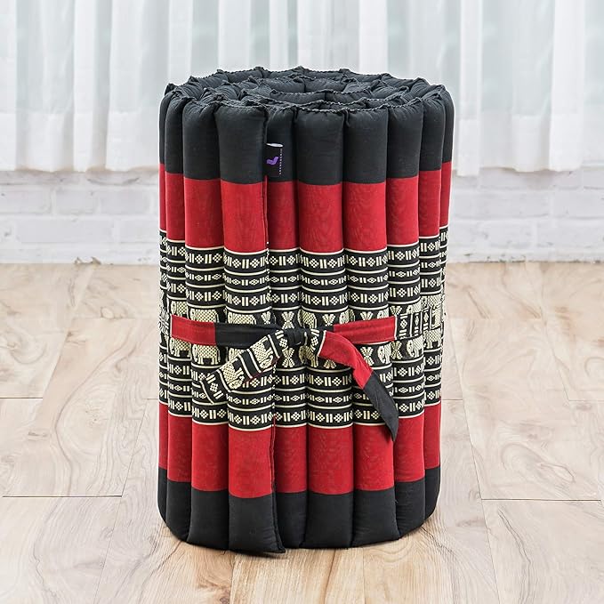 Leewadee - Foldable Floor Mattress - Japanese Roll Up Futon -Trifold Tatami Mat- Guest Floor Bed - Camping Mattress - Thai Massage Mat, Kapok Filled, 75 x 20 inches, Black Red