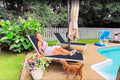 PURPLE LEAF Outdoor Chaise Lounge Set Elderly-Friendly Straight Legs Adjustable Sunbathing Recliner with Side Table for Back Support Poolside Beach Patio Lounge Chairs Navy Blue